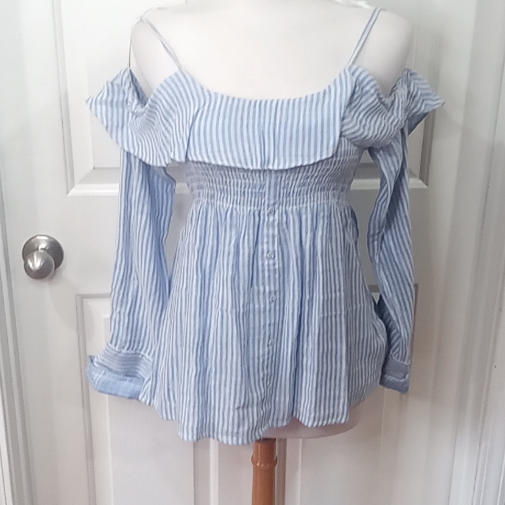 Jessica Simpson Sleeveless Blouse